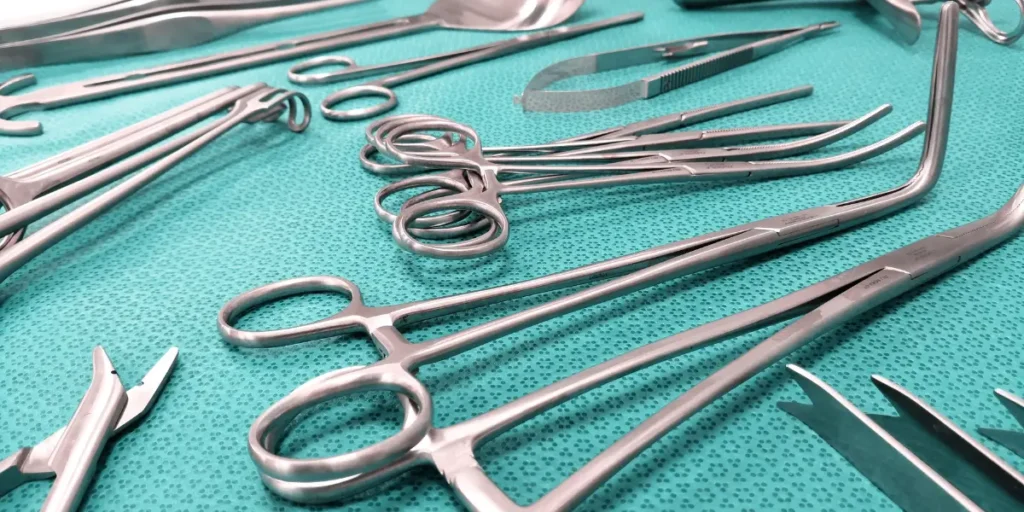 Quais os instrumentais indispensáveis para realizar uma boa cirurgia? 1 Quais os instrumentais indispensáveis para realizar uma boa cirurgia